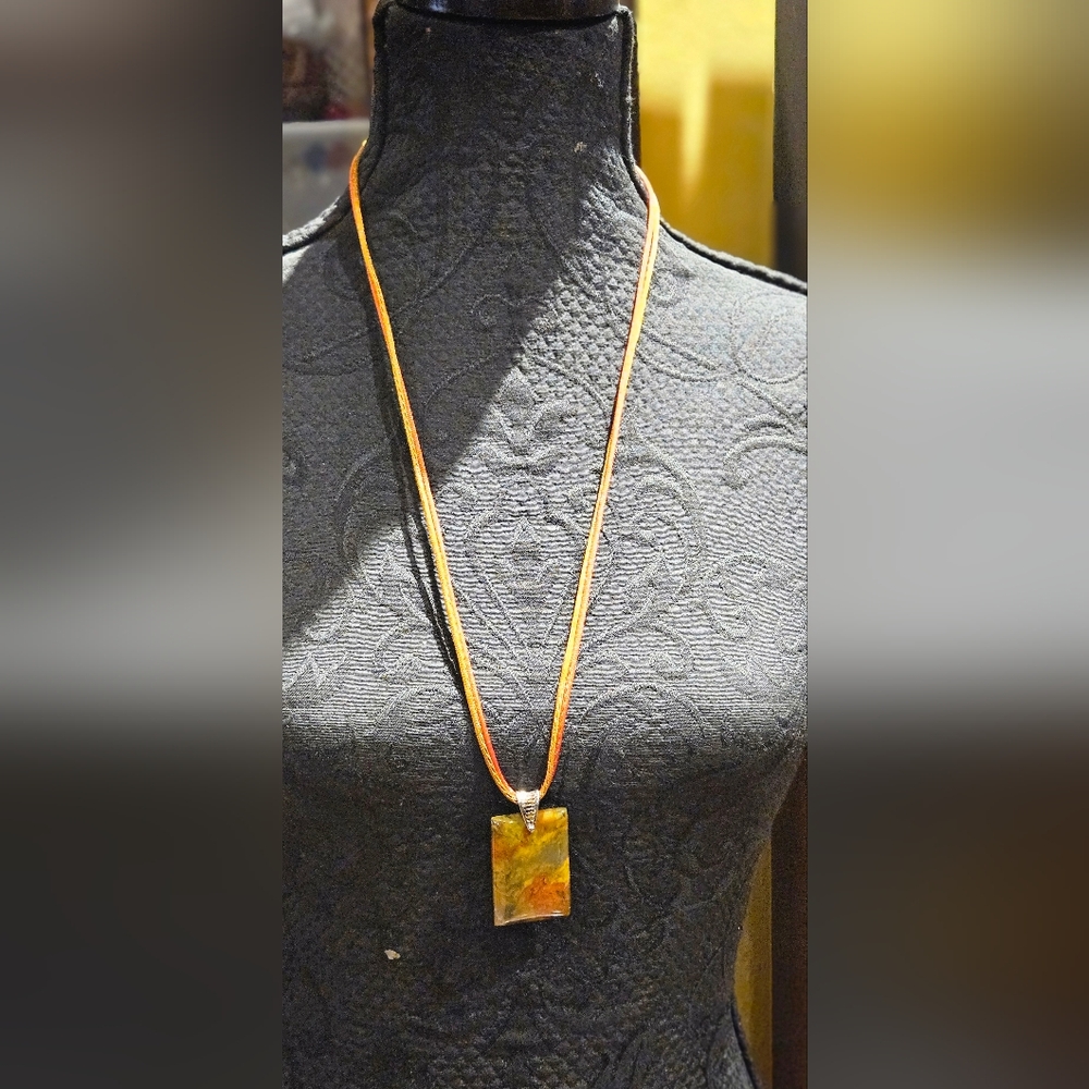 Square Pendant - Picture 2 of 2